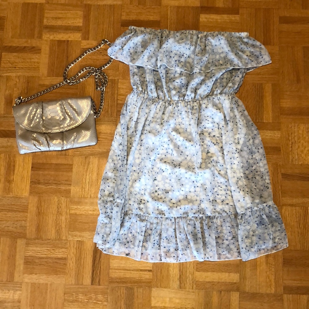 Strapless blue loose fitted dress